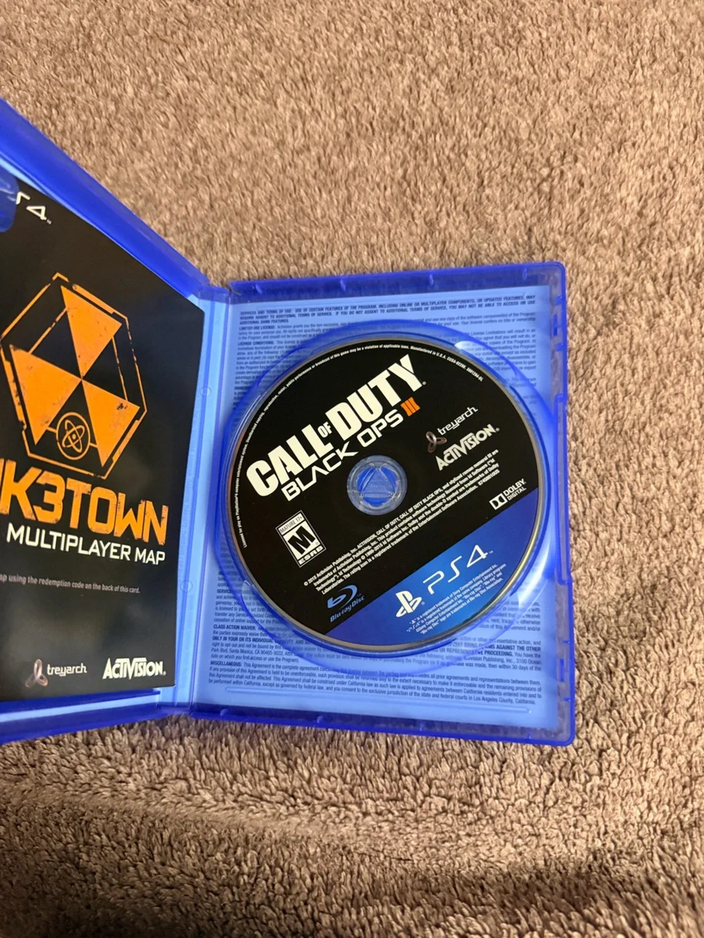 Call of Duty: Black Ops III - PS4 (Black/Orange)